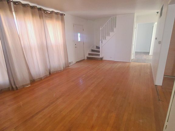 2nd image of 408 Englewood Ave