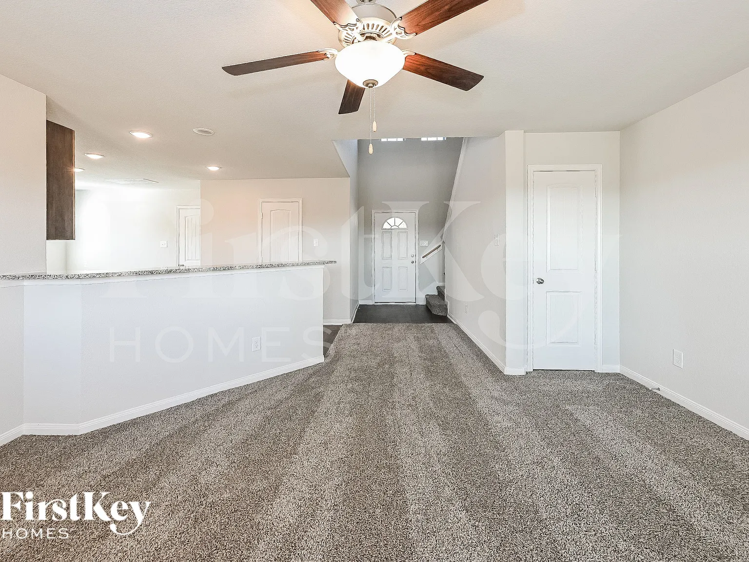 3 bed, 2.5 bath, 1628 sqft, $1,760 — Photo 4