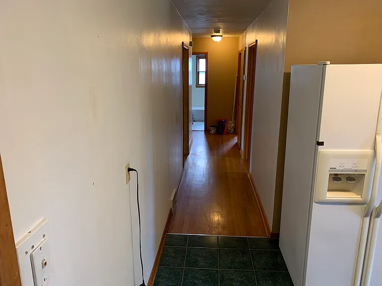 2212 Cedar Acres Dr — Photo 11
