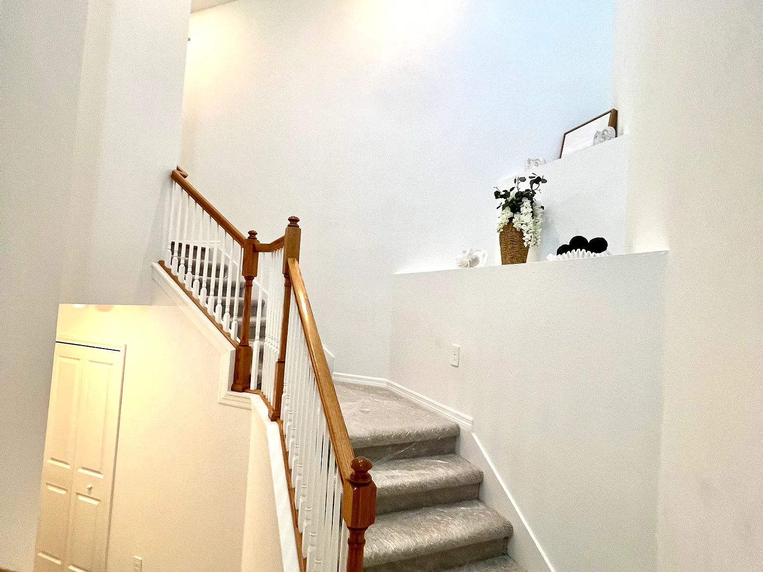 3 bed, 2110 sqft, $6,000 — Photo 2