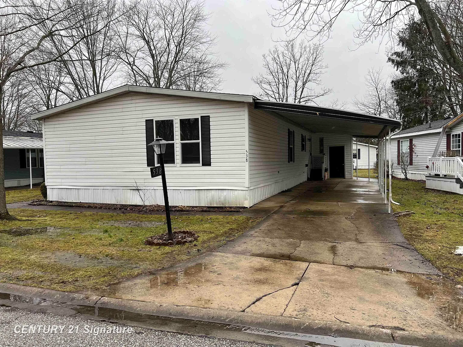 538 Park View Rd photo 1