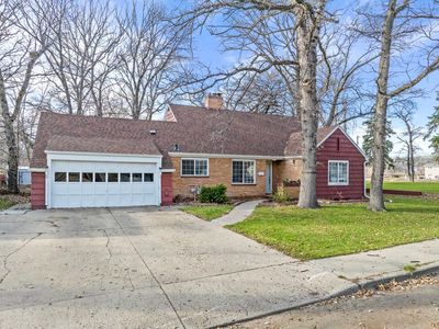 19 Cortland Dr NW, Minot, ND, 58703