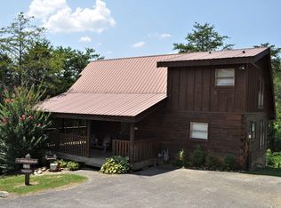 2610 Tree Top Way, Pigeon Forge, TN 37863