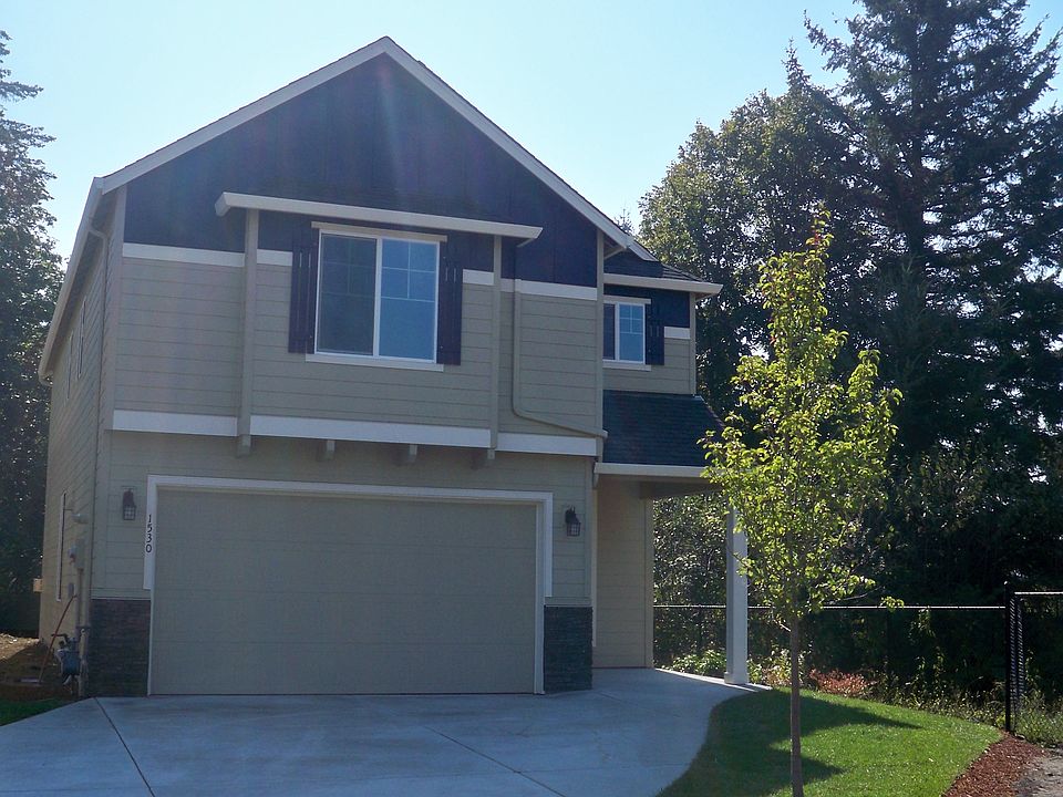 1st image of 5717 NE 62nd St