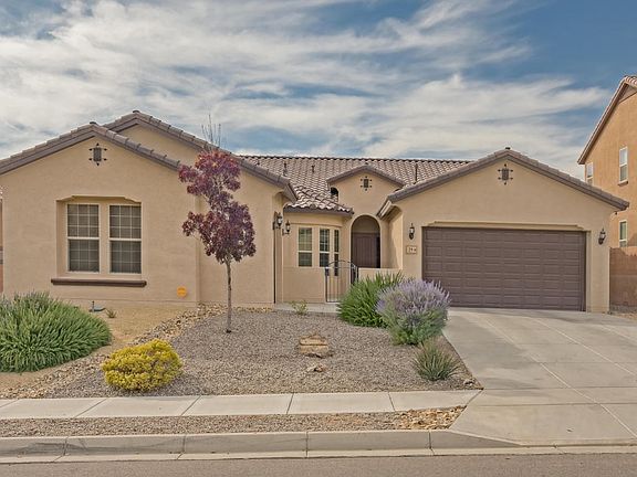 29 Los Balcones Pl SE-1