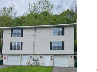 290 Duer St, Oswego, NY 13126