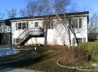 117 Eastlake Dr, Lakemoor, IL 60051