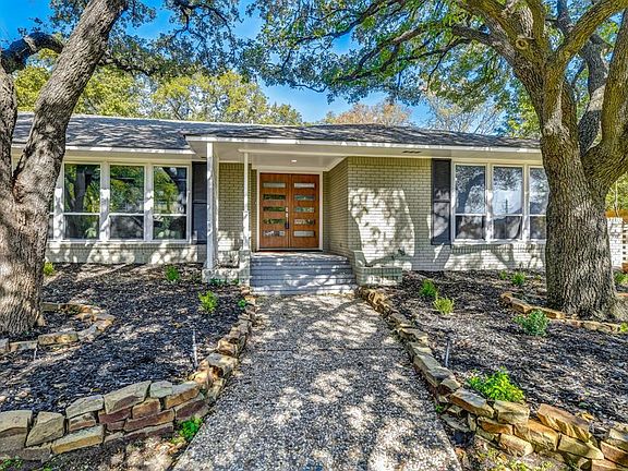 2nd image of 6841 Bradbury Ln