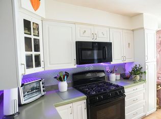 1105 Green Hollow Dr, Iselin, NJ 08830