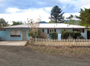 449 Schmoll Pl, Myrtle Creek, OR 97457