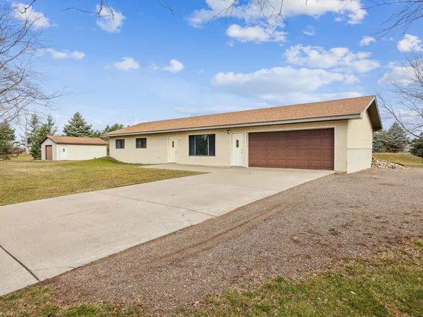 12384 Rolling Ridge Rd, Milaca, MN 56353
