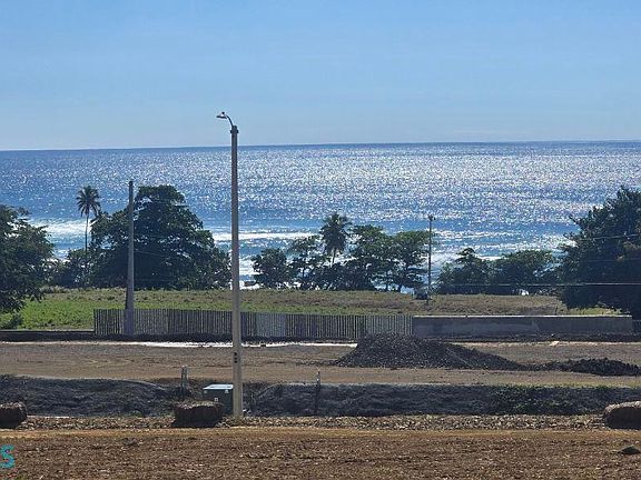 4th image of Km 2.1 Carr 413 Tres Palmas Rincon