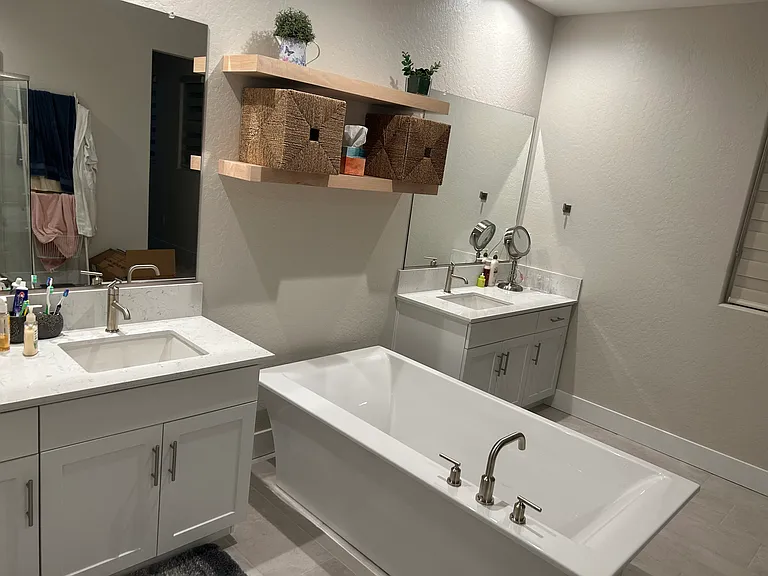 2875 E Colina Dr — Photo 17