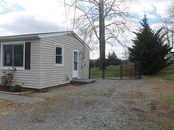 2nd image of 2157 Bell Town Rd