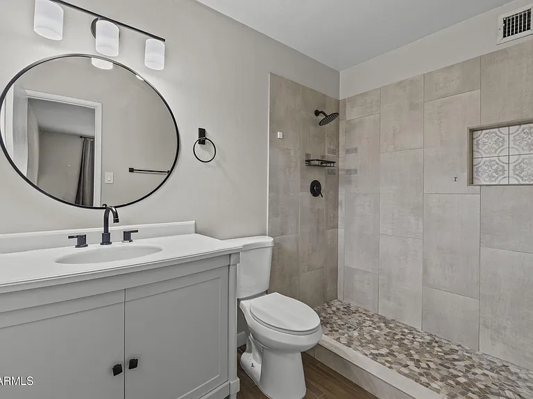 1229 E Manhatton Dr — Photo 20