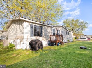 104 Decatur Dr, Grantville, PA 17028