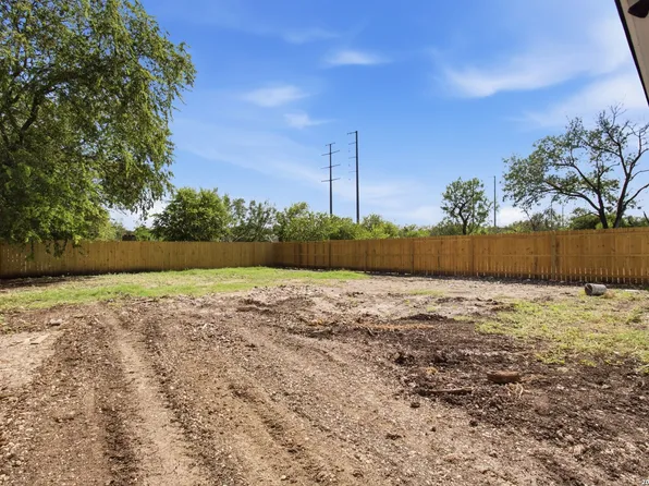 108 Inez Ave, San Antonio, TX 78228
