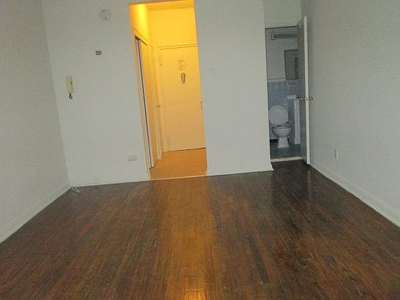 2nd image of 100 Sullivan St APT 1I