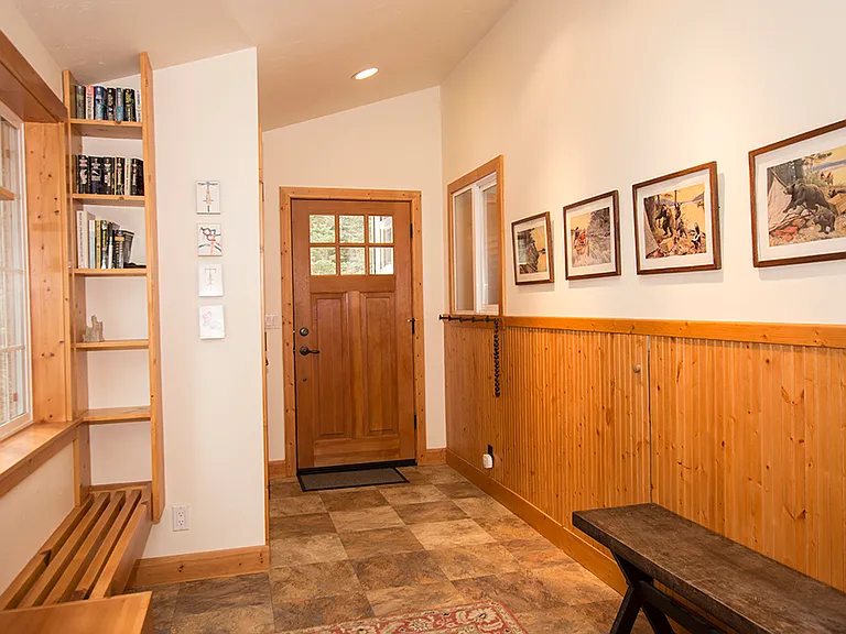 395 Elizabeth Dr — Photo 9