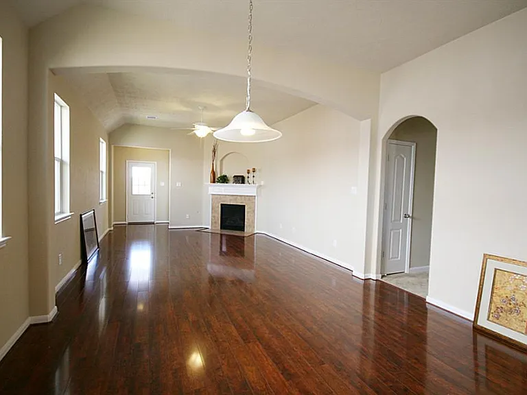 24547 Foxberry Gln — Photo 5