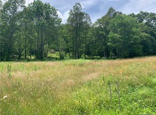 651 Wash Freeman Rd, Hendersonville, NC 28792