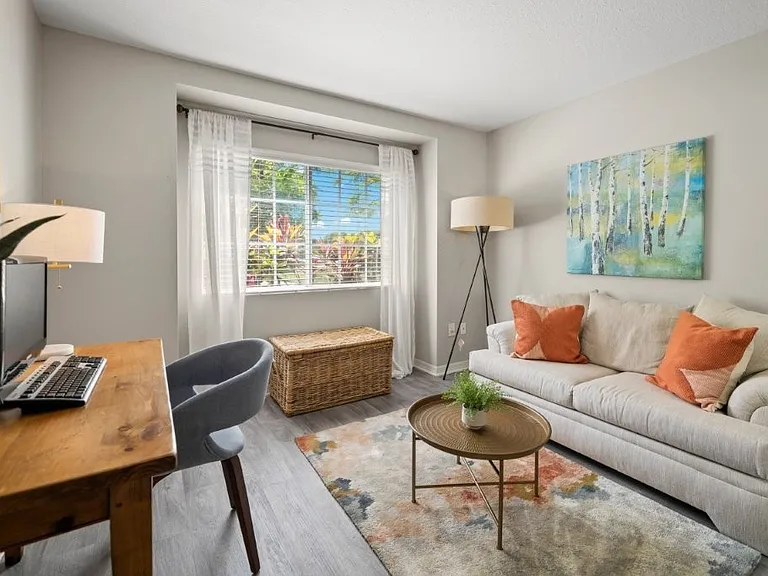 Club Mira Lago Apartments — Photo 25