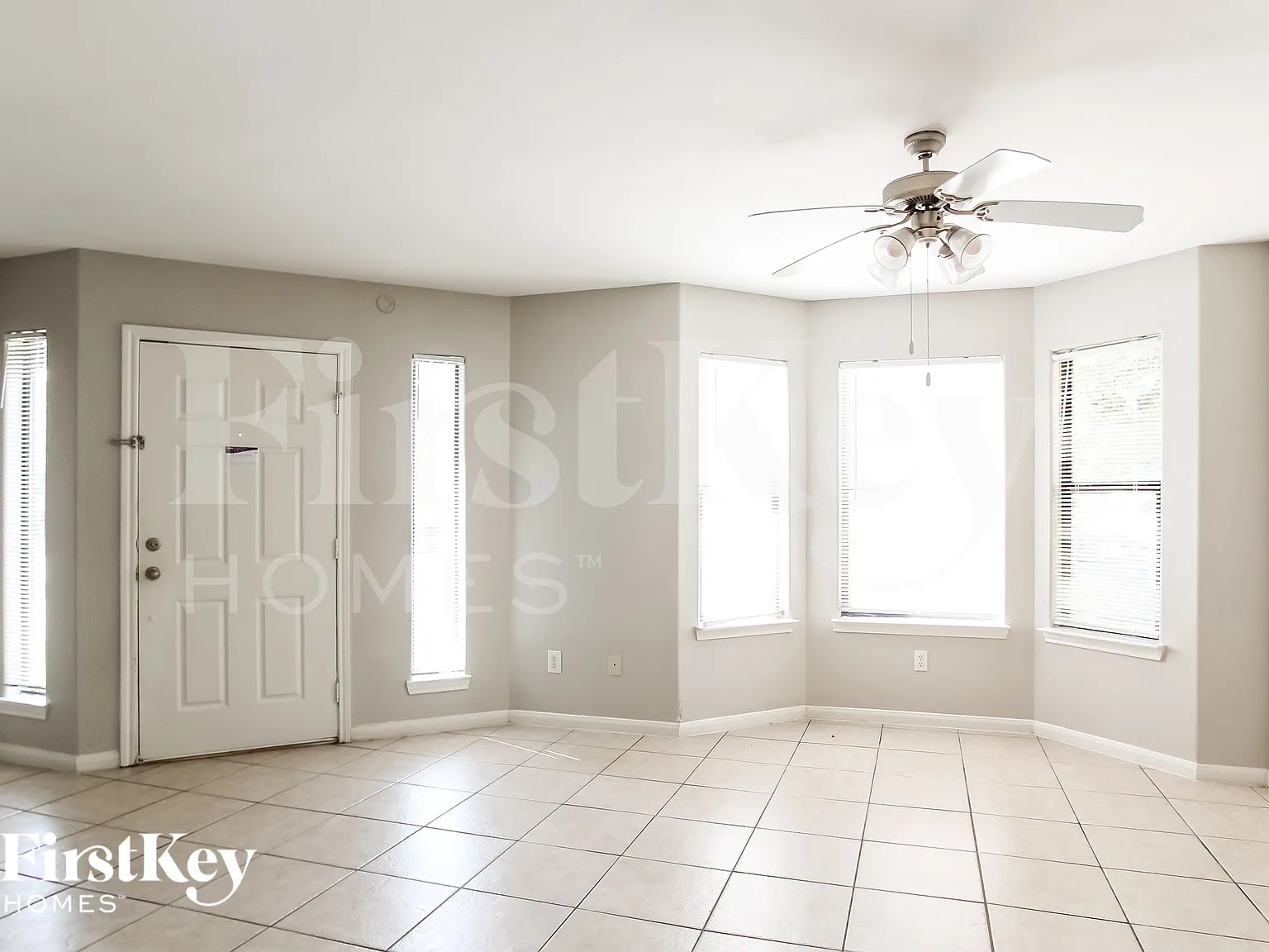 5 bed, 2.0 bath, 1562 sqft, $1,630 — Photo 3