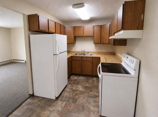 1839 Allison Dr, Bismarck, ND 58501