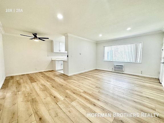 2nd image of 6025 Whitsett Ave #6A