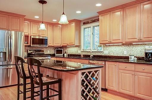 4th image of 553 Acorn Park Dr #52