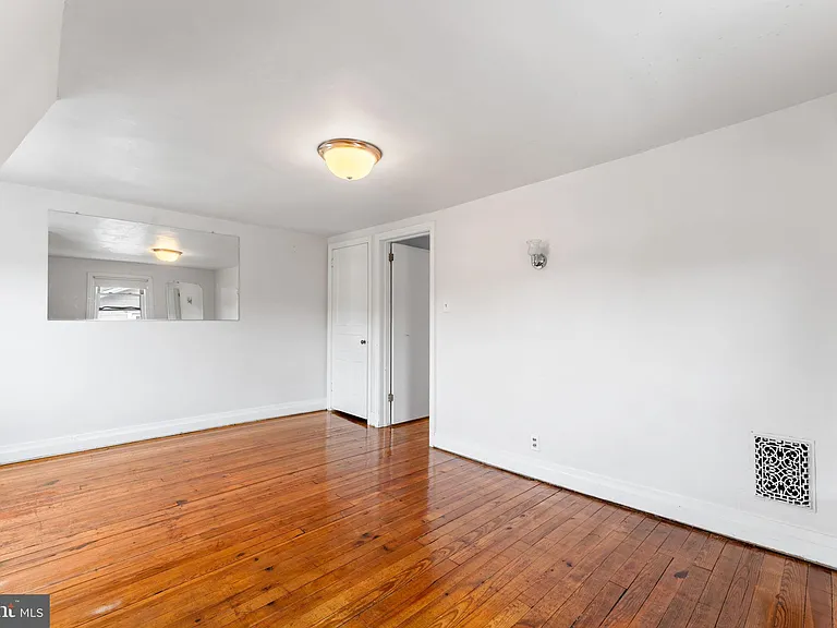 809 Ardmore Ave — Photo 24