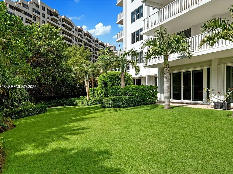 200 Ocean Lane Dr #108 — Photo 23