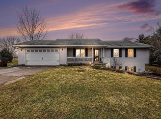 9073 Wabasis Shores Dr NE, Greenville, MI 48838