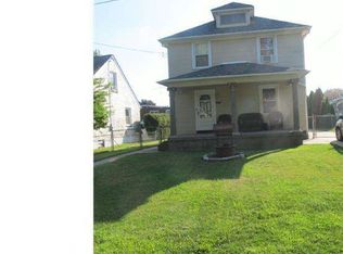 2008 Sanford St, Philadelphia, PA 19116