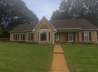 6689 Fossil Creek Rd, Memphis, TN 38120