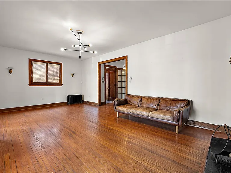 7433 Poe St — Photo 7