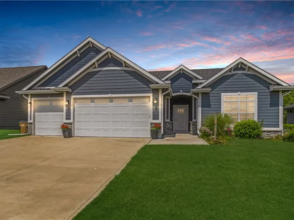 1305 SW 7th St, Grimes, IA 50111