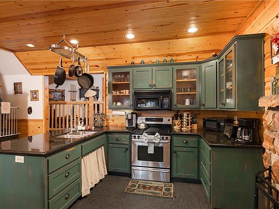 5th image of 40072 Lakeview Dr