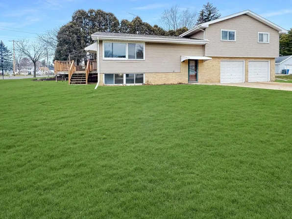 202 Lounsbury STREET, Watertown, WI 53098