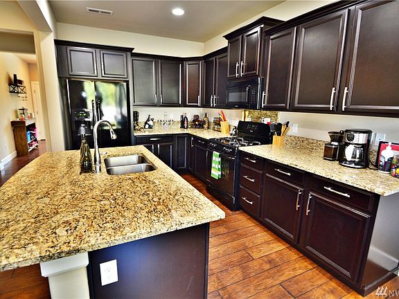 2nd image of 1929 184th Street Ct E