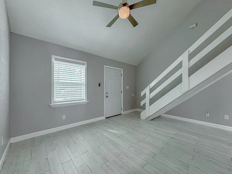 934 S Lipona Rd — Photo 5