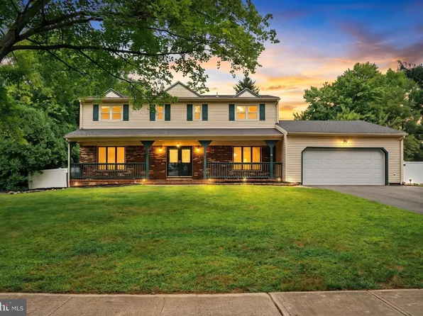 22 Terrapin Ln, Hamilton, NJ 08619