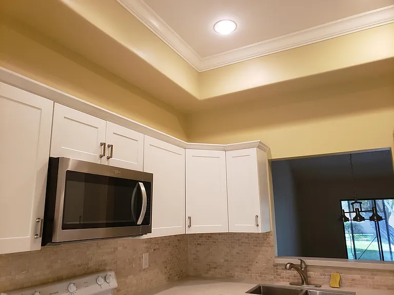 10875 Lake Front Pl — Photo 8