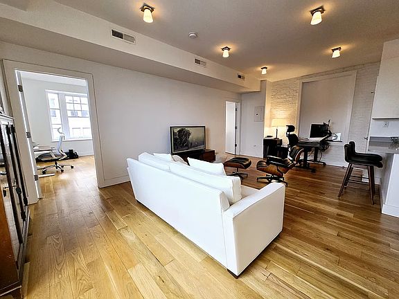 4th image of 184 Joralemon St APT 10A