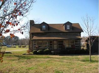 774 Vancleave Rd, Martin, TN 38237
