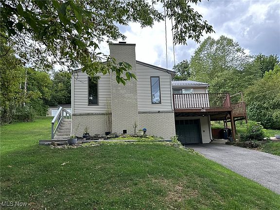 2nd image of 198 Crawford Ave