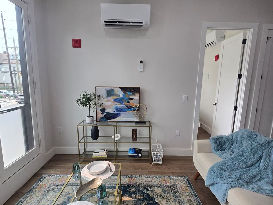 1st image of 40 Lembeck Ave #201
