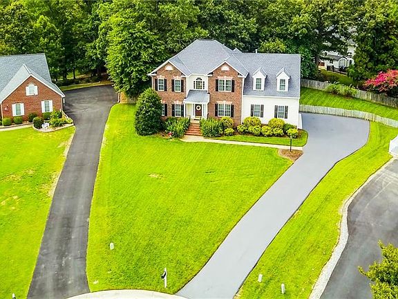 4th image of 6124 Green Haven Dr