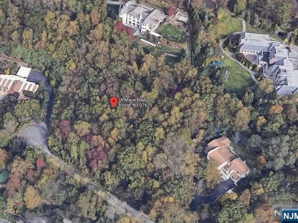 36 Marie Major Dr, Alpine, NJ 07620