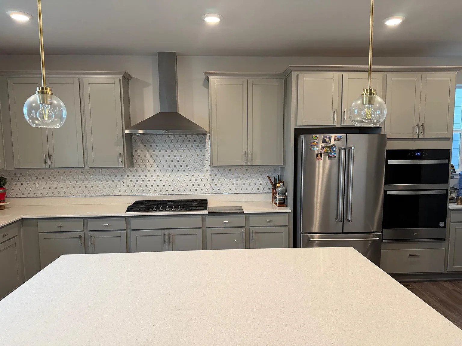 4 bed, 4154 sqft, $4,900 — Photo 2